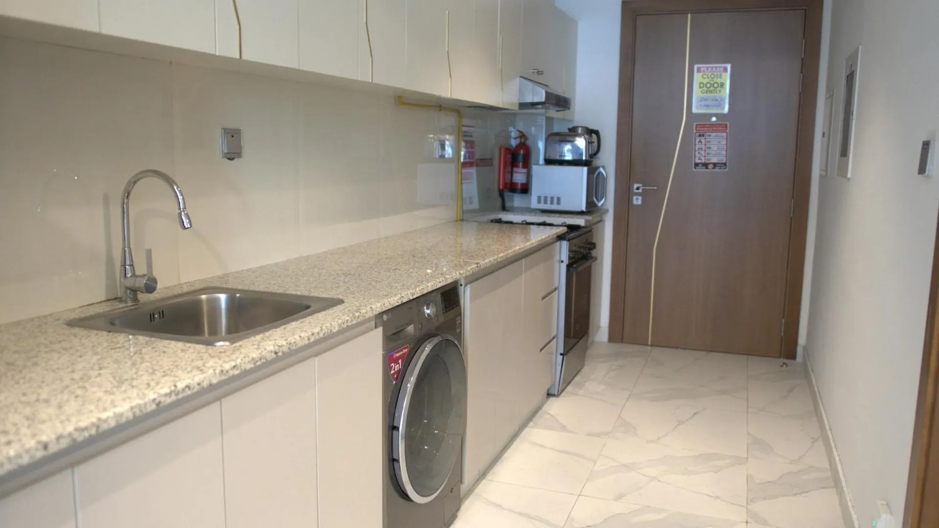 Urban Retreat Cozy Business Bay Studio Canal Burj View Dubai