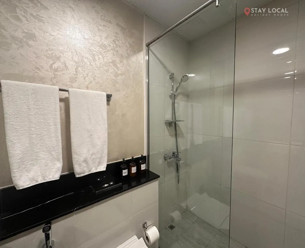 Apartment Urban Retreat Cozy Business Bay Studio Canal Burj View Dubai