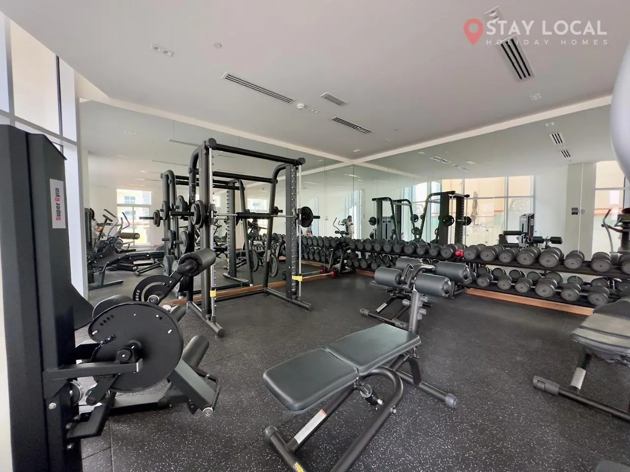 Urban Retreat Cozy Business Bay Studio Canal Burj View Dubai Apartment